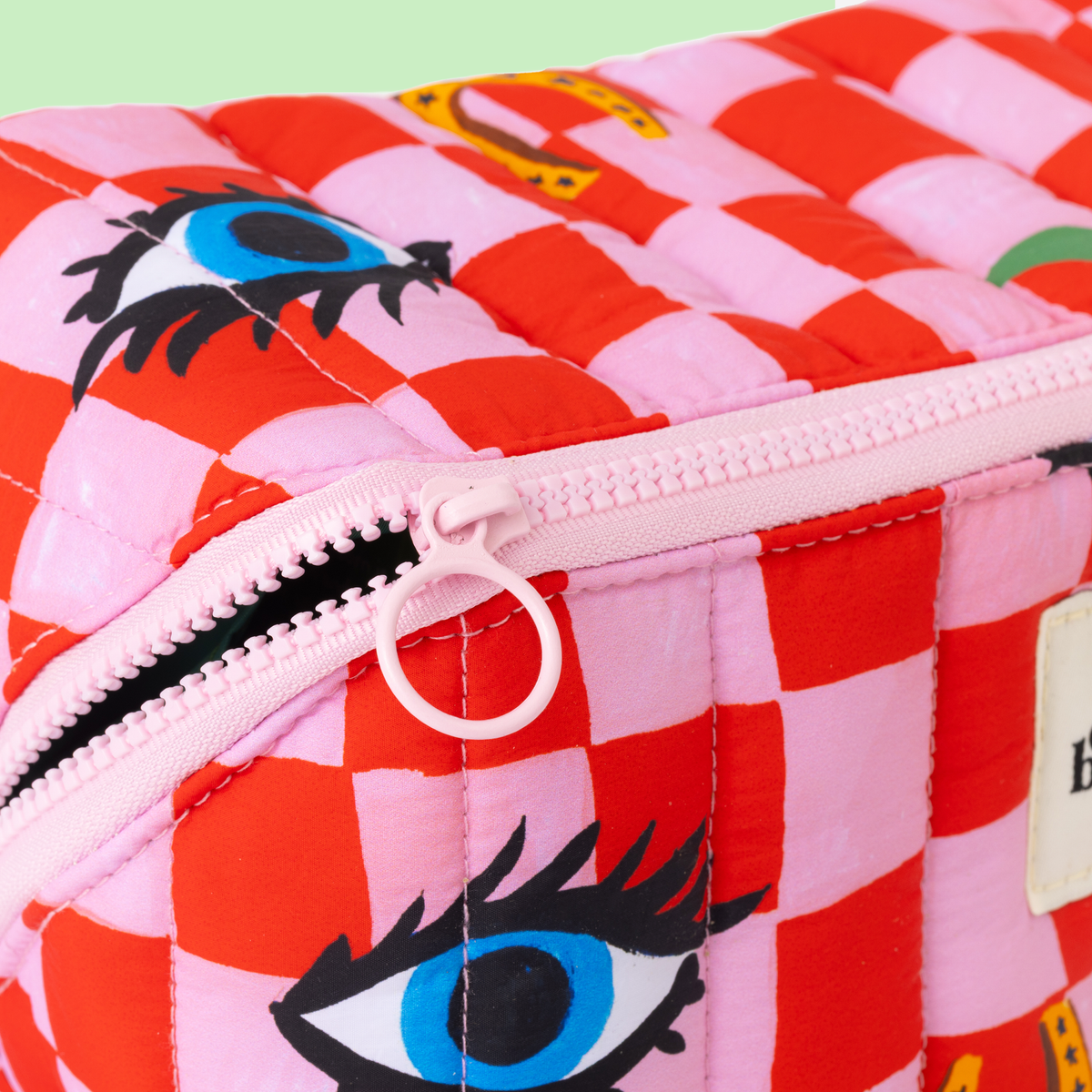 Checkmark Icons Flat Lay Toiletry Bag