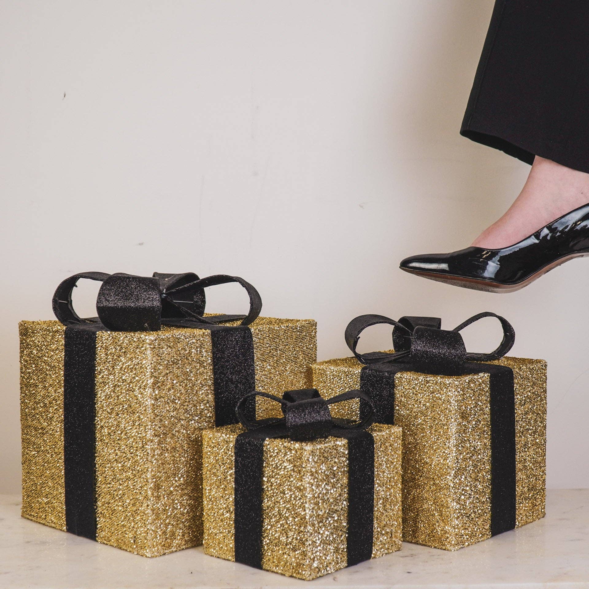 Regalo di Natale LED - S3 - Polistirolo - Oro/Nero - 15/20/25 cm