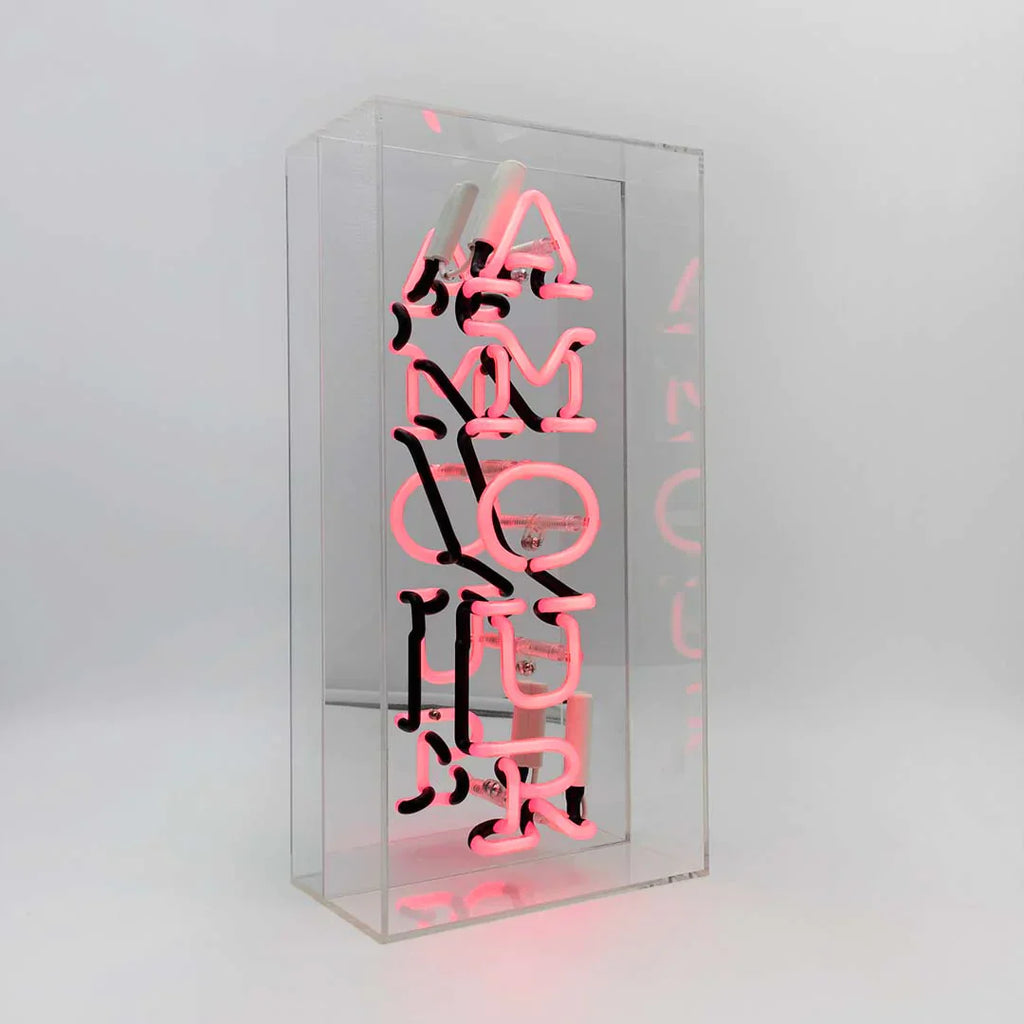 Insegna al neon Amore