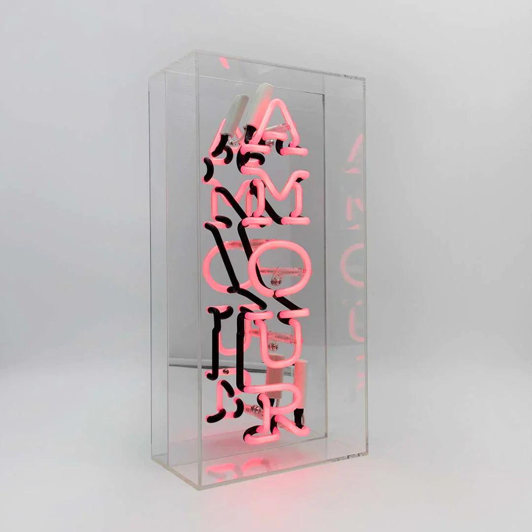 Insegna al neon Amore