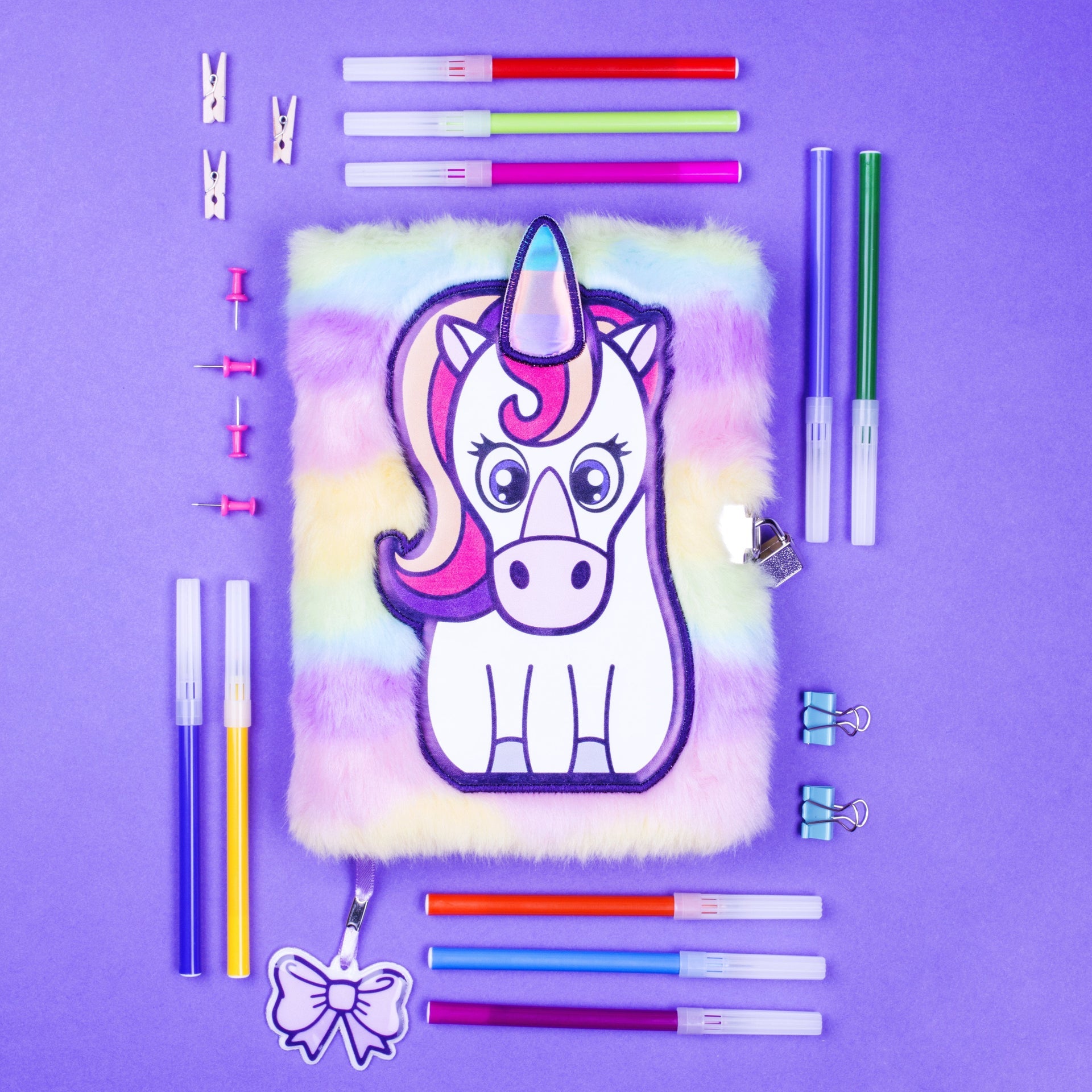 Carnet en peluche – blanc licorne