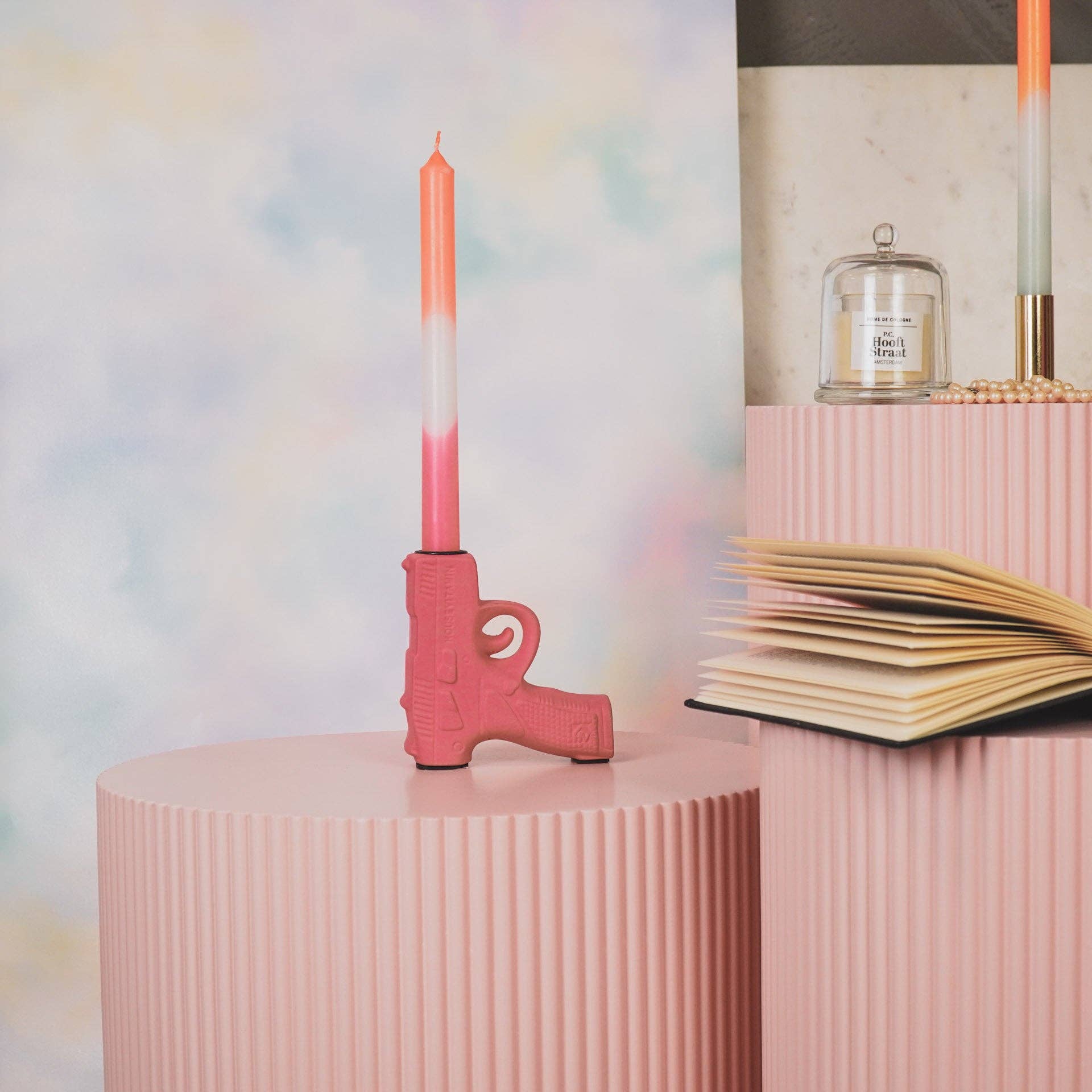 Portacandela - Pistola - Ceramica - Rosa Neon - 12x5x12cm