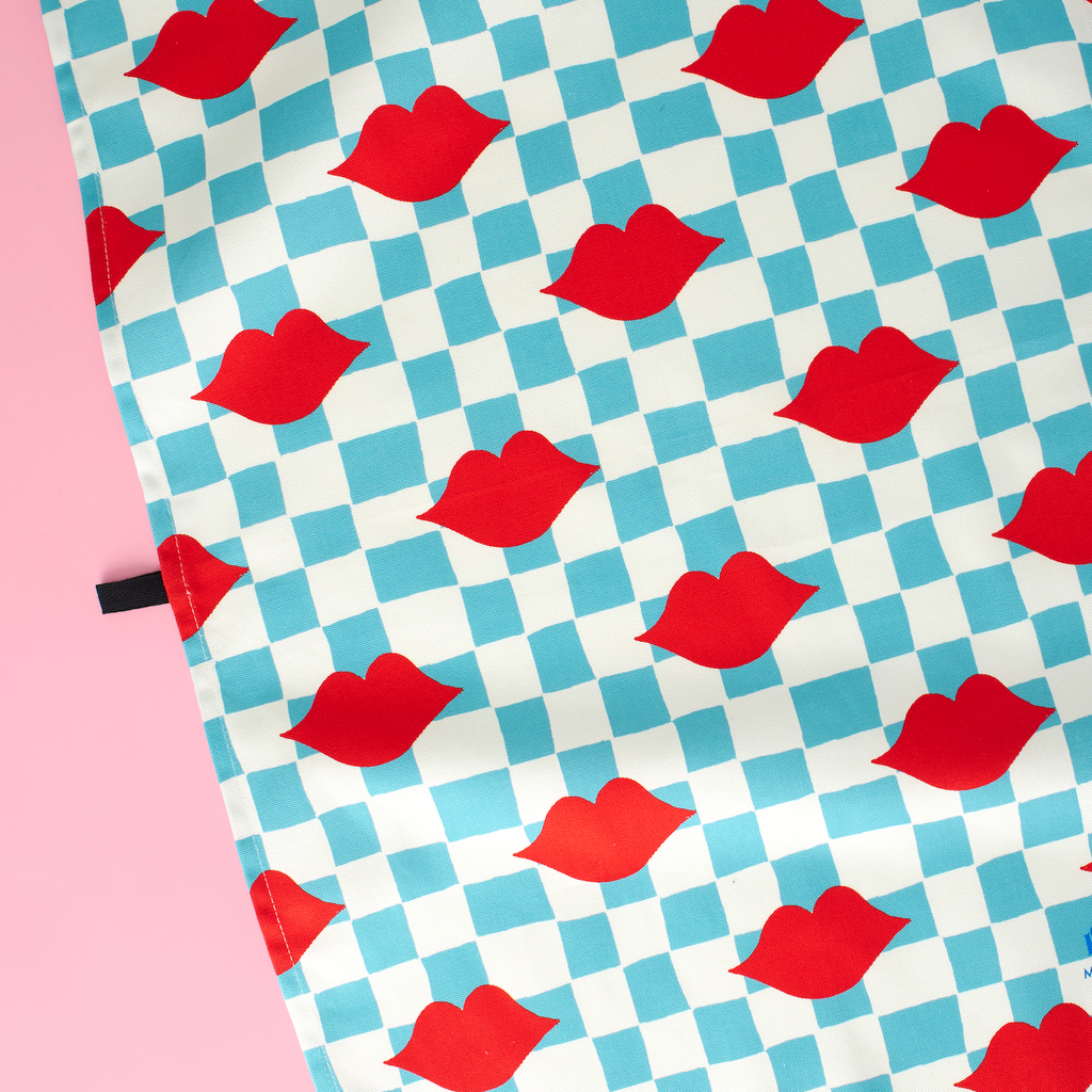 Torchon à lèvres damier bleu