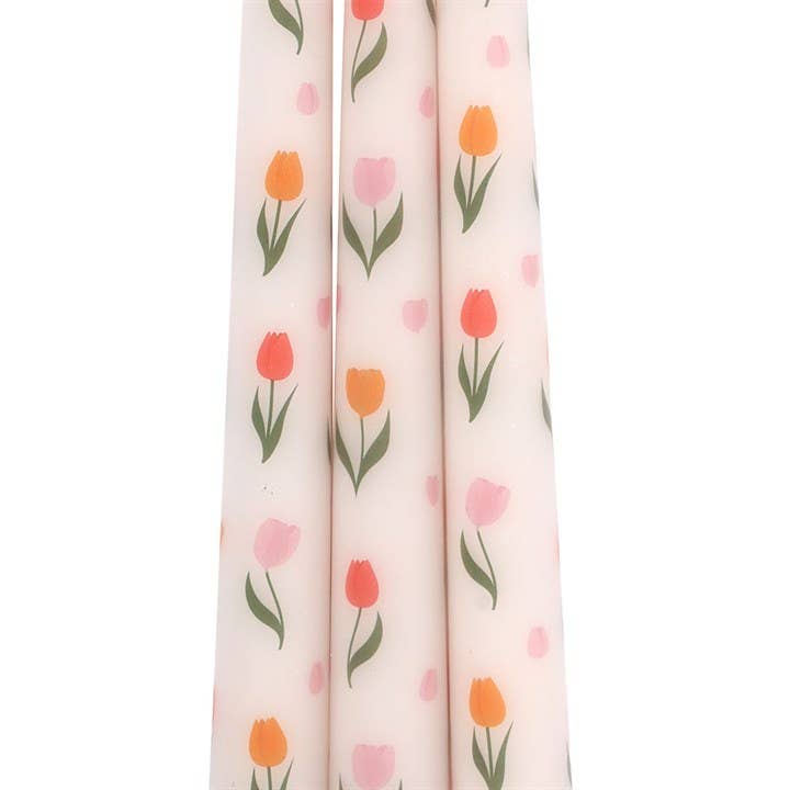 Set of 3 tapered candles with a tulip pattern