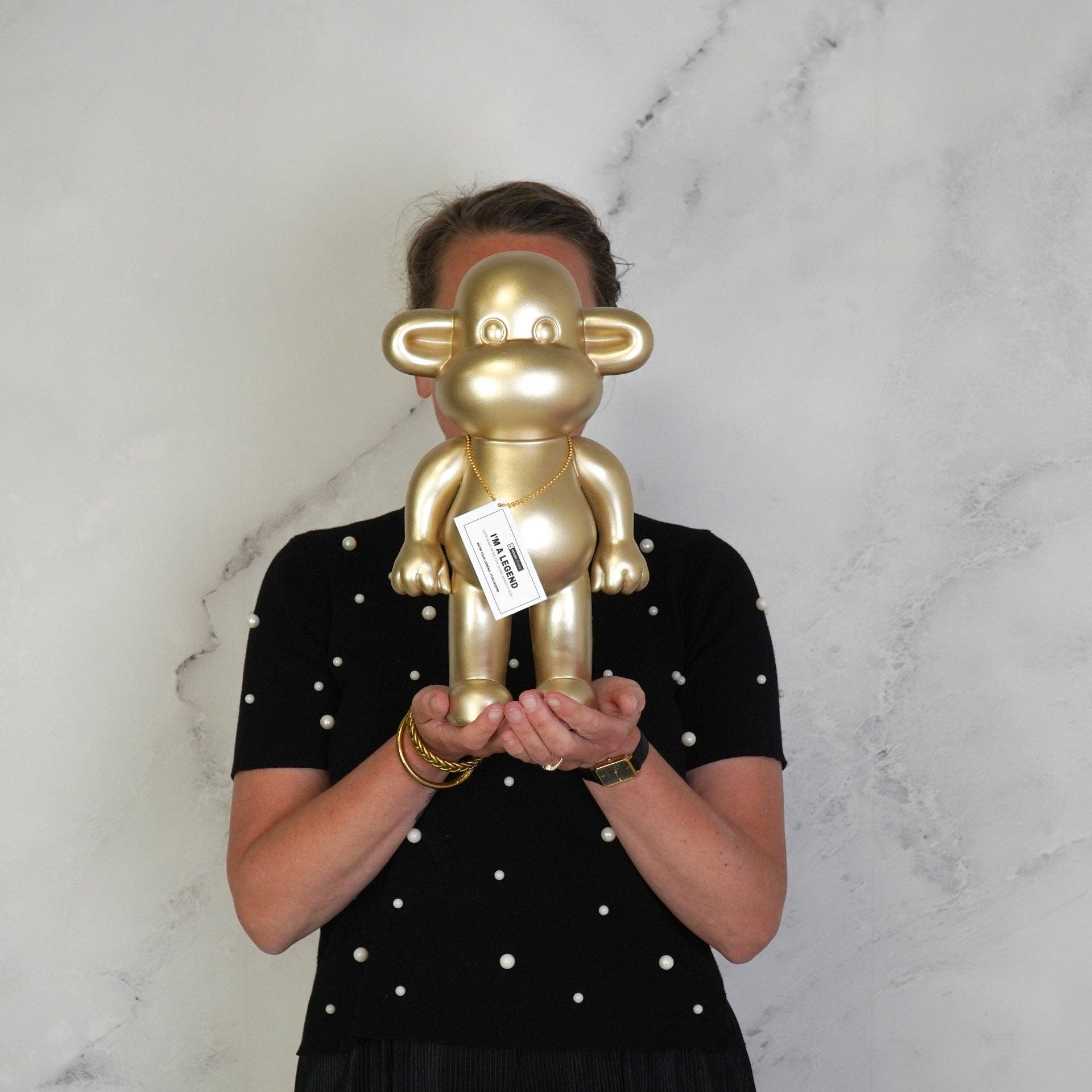 Ornamento - Statuetta Scimmia 'La Leggenda' - Resina - Oro - 20,5x13,5x35cm