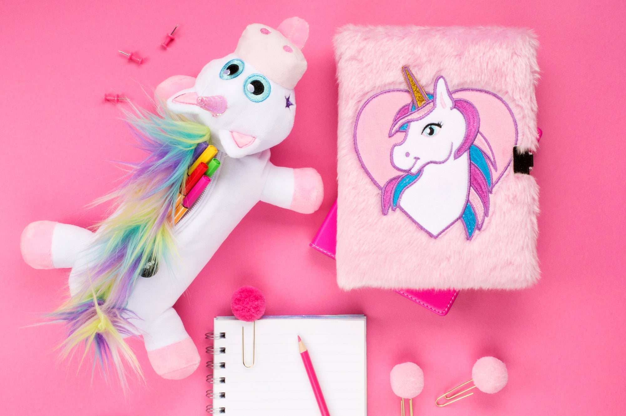 Trousse scolaire peluche licorne blanche arc-en-ciel